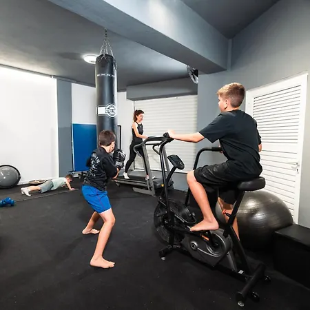 Vdg Seafront Elegant Будинок відпочинку *